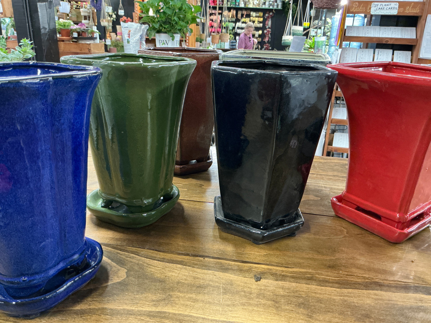 Ceramo Tall Pot w Attached Saucer