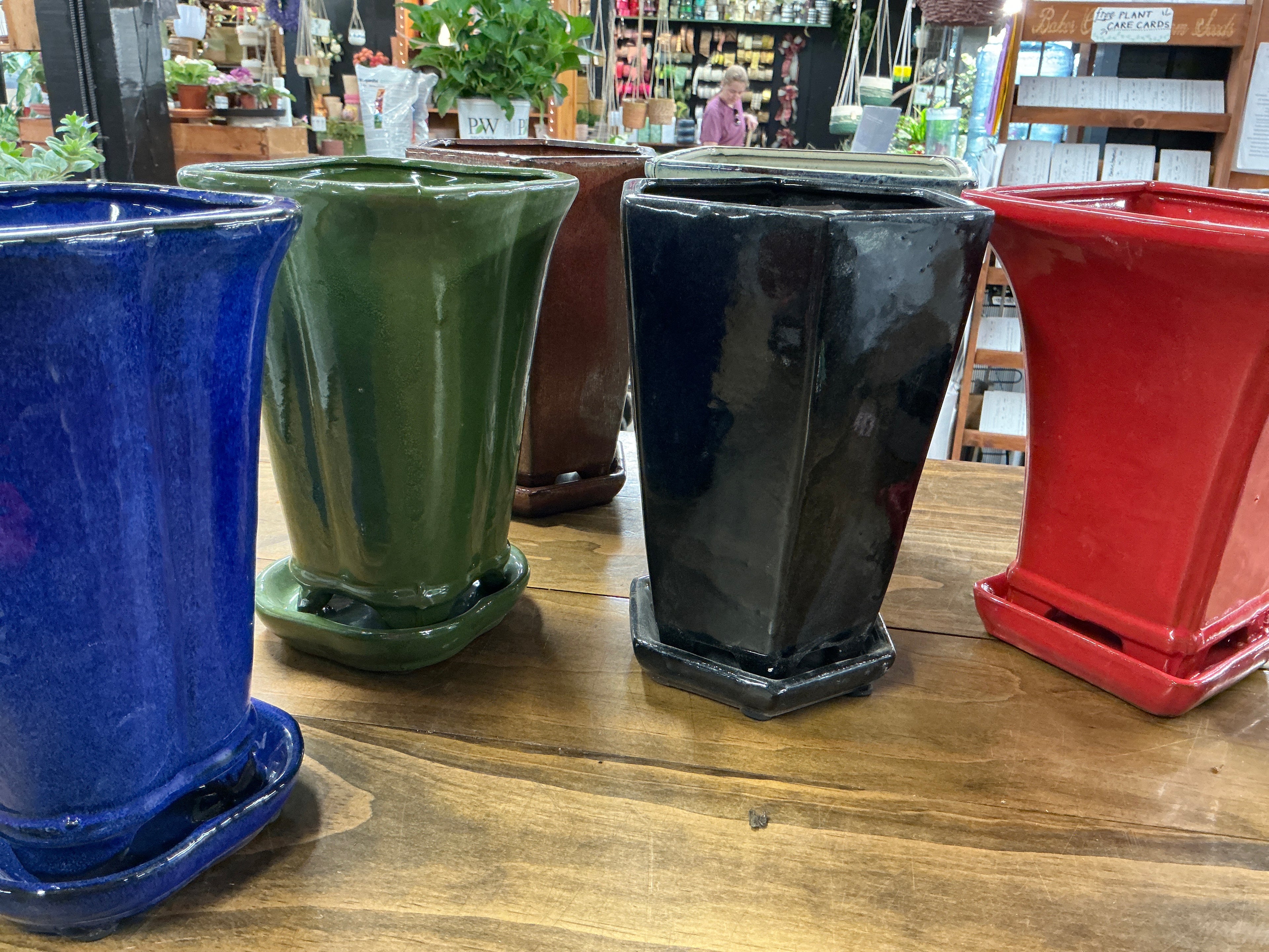 Ceramo Tall Pot w Attached Saucer